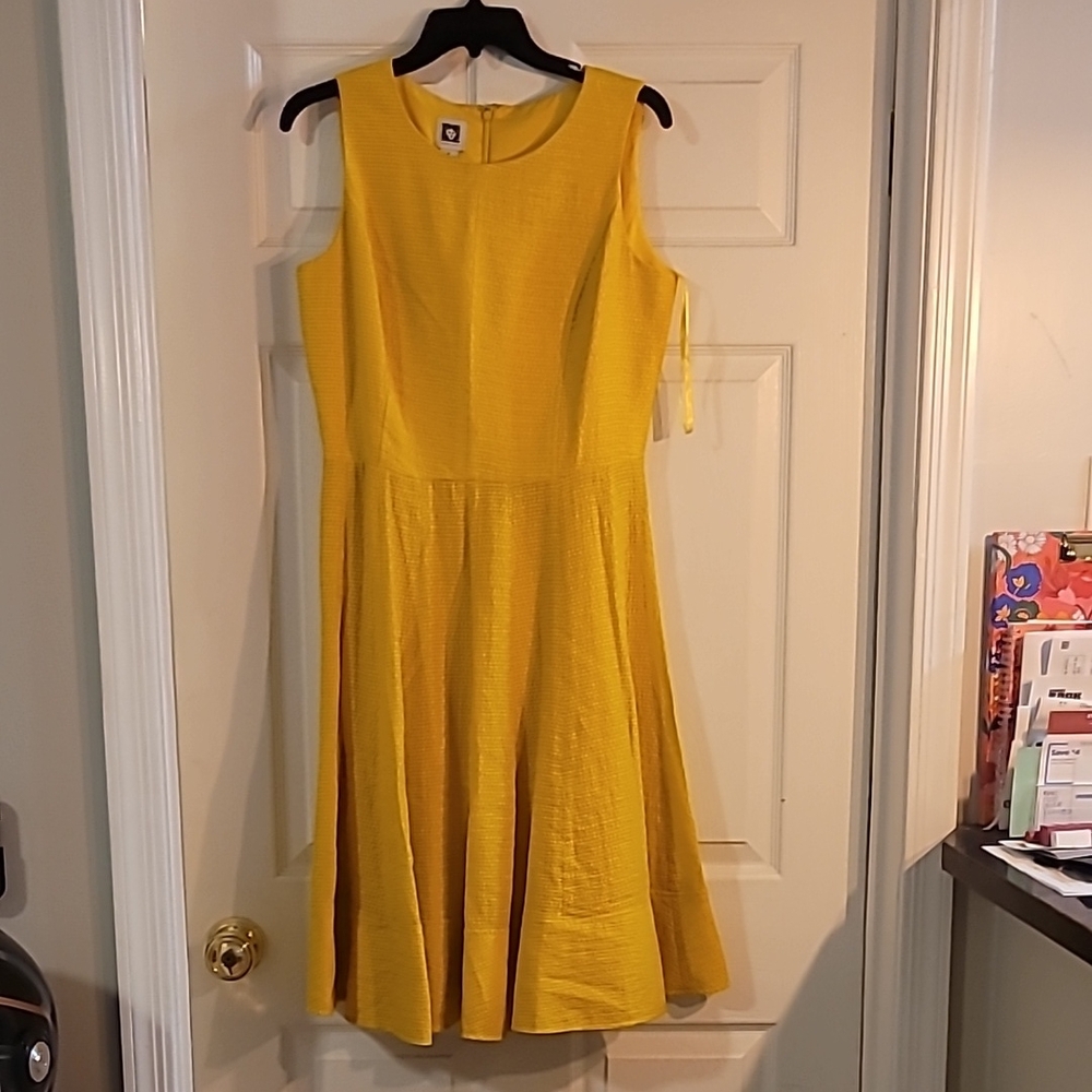 Yellow dress